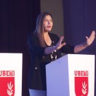 La candidata María Luisa Coello durante el debate vicepresidencial.