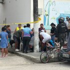 EN EL BARRIO  VIERON A LOS ASESINOS HUIR EN UNA MOTOCICLETA. AG-EXTERNOS