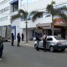 Los atacantes, luego de lo sucedido, fugaron en 5 vehículos en Manta.