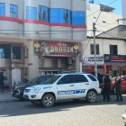 Un hombre irrumpió en un chifa ubicado en las calles Boyacá, entre Buenavista y Napoleón Mera, para asesinar a tres personas.