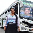 La conductora recorre varias avenidas al norte de Guayaquil, a bordo, de la línea 125.