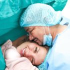 La pareja tiene dos varones, de 6 y 5 años.