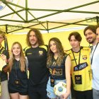 Carles Puyol, estrella invitada de la Noche Amarilla 2025, minutos antes de entrar a bastidores a alistarse para la presentación.