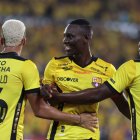 Janner Corozo y su gol en el Clásico del Astillero de la Noche Amarilla.