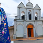 En el interior de este templo se concentra la devoción a san Gerardo, especialmente de madres que llegan a orar antes de ir al hospital.