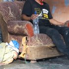 La Policía logró rescatar al hombre secuestrado. Presentaba varios cortes en su rostro.