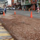 El hundimiento más grande fue intervenido. Se prevé que hasta la próxima semana se vuelva a asfaltar.