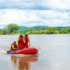 Bomberos de Esmeraldas llevaron a cabo una intensa búsqueda.