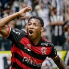 Gonzalo Plata es una de las figuras del Flamengo que dirige el técnico Filipe Luís