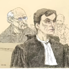 Joël Le Scouarnec junto a uno de sus abogados durante su audiencia