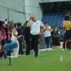 Jorge Célico evidenció el malestar luego de fallar el penal de Emelec contra Macará
