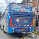 El bus proveniente de Guayaquil implicado en el percance.