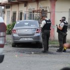 Un hombre fue baleado en vehículo, en Durán.