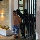 Presuntos miembros de Los Pepes fueron detenidos en Manta.
