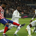 Real Madrid lleva la ventaja (2-1) sobre Atlético de Madrid en los octavos de final de Champions League