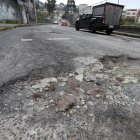 La calle Yanacona fue repavimentada hace dos años. Ya tenía fallas que se agravaron con la época lluviosa.