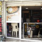 Locales comerciales resultaron afectados por la onda expansiva.