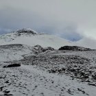 Ocho personas quedaron atrapadas en una avalancha registrada en el volcán Cotopaxi.