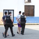 Detenidos por investigación de muerte en el Cementerio de Guayaquil.