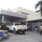 Los pacientes que llegaban de emergencia fueron derivados a otros hospitales debido a la falta de electricidad, que imposibilitaba la atención.