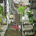 El hecho delictivo ocurrió en unas escalinatas del bloque 11 de Bastión Popular