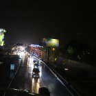 La lluvia de esta noche en Guayaquil generó congestión vehicular en algunos sectores.