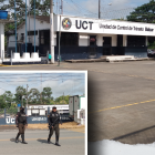 Agentes de la policía resguardan la dependencia de Tránsito.