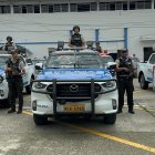 Las camionetas están completamente equipadas para combatir la inseguridad, aseguró el mininstro del Interior