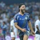 Facundo Castelli comandará el ataque de Emelec.