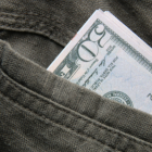 Las madres solteras pueden cobrar el bono.