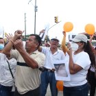 En los exteriores del centro carcelario, familiares y amigos de los reclusos realizaron un plantón exigiendo atención médica para ellos.