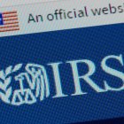 Oficinas del IRS en EE. UU., centro del debate sobre la privacidad fiscal de los inmigrantes indocumentados.