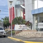 Las víctimas fueron llevadas a la morgue tras la masacre en Tosagua, Manabí.