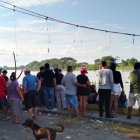 Este sábado 19 de abril, en Magro, recordaron un mes de la tragedia con el puente colgante.