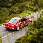 Joffre Yazbek y David Rojas, también de Loja, en una de las válidas pasadas del Nacional de Rally.