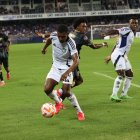 Emelec busca salir del fondo de la tabla de la LigaPro 2025.