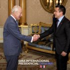 El Rey Carlos III de Inglaterra junto al Presidente de Ecuador, Daniel Noboa.