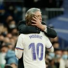 Ancelotti y Modric son el entrenador y el jugador que más títulos ganaron en Real Madrid.