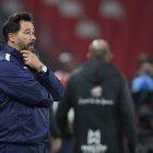 El DT Vitamina Sánchez salió frustrado tras la derrota ante Universidad Católica.