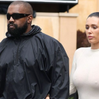 Bianca Censori, esposa de Kanye West, volvió a aparecer desnuda.