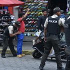 Los policías continúan desplegados en territorio para capturar a más integrantes de esta estructura criminal.
