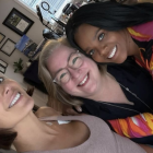 María Teresa Guerrero comparte sus momentos con amigas en Houston.