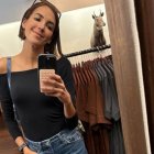 La deportista mantiene su fe y fortaleza mientras documenta su tratamiento contra el cáncer de ovario.