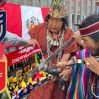 Chamanes peruano en acción para el partido ante Ecuador.