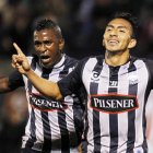 Miller Bolaños (i) y Ángel Mena podrían volver a vestir la azul de Emelec