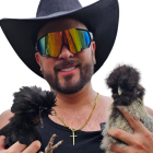 Chicho Trujillo se dedicaba a la cría de gallinas