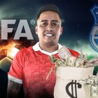 Christian Cueva llegó a Emelec para reforzar su ataque.
