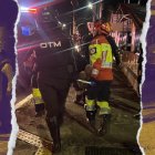 Dos sujetos en una motocicleta arrojaron la granada afuera del night club, en el norte de Quito.