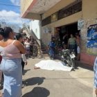 El sospechoso habría atacado a tiros a un ciudadano horas antes de su cambio de look.