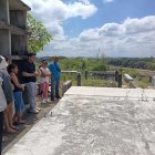 Habitantes de la parroquia Sabanilla, en Pedro Carbo, están alarmados por el daño en dos tumbas y la desaparición de los restos.